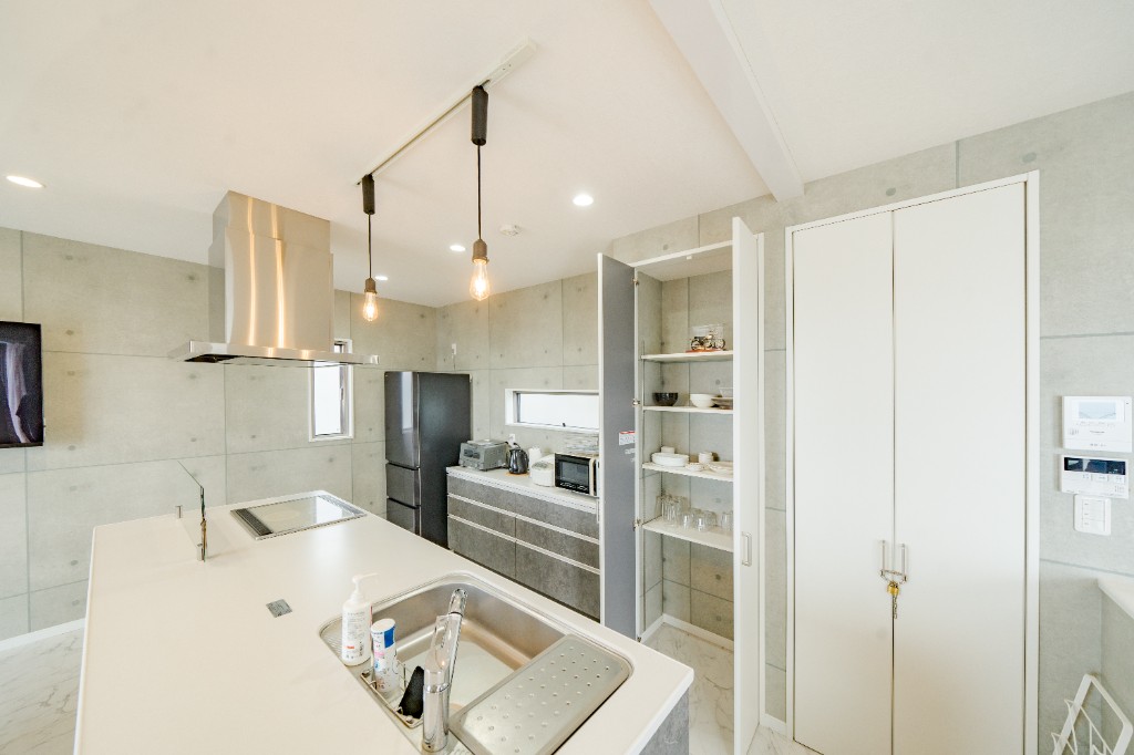 Kitchen 2F